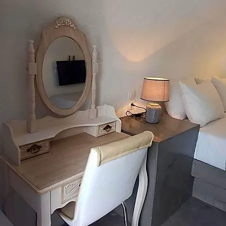 Aqua Serenity Luxury Santorini Otel Oia