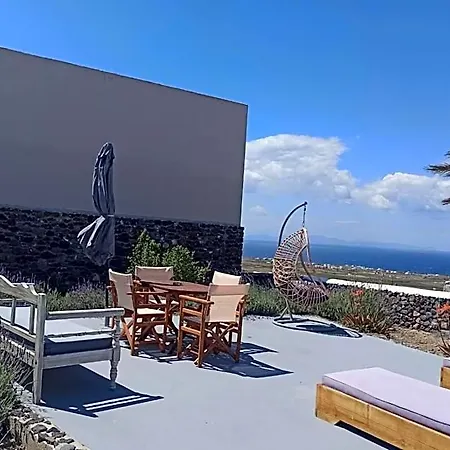 Aqua Serenity Luxury Santorini Hotel