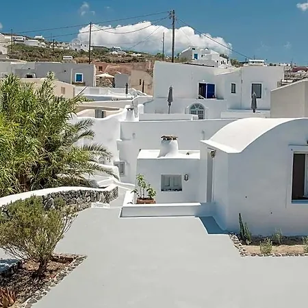 Aqua Serenity Luxury Santorini Ia